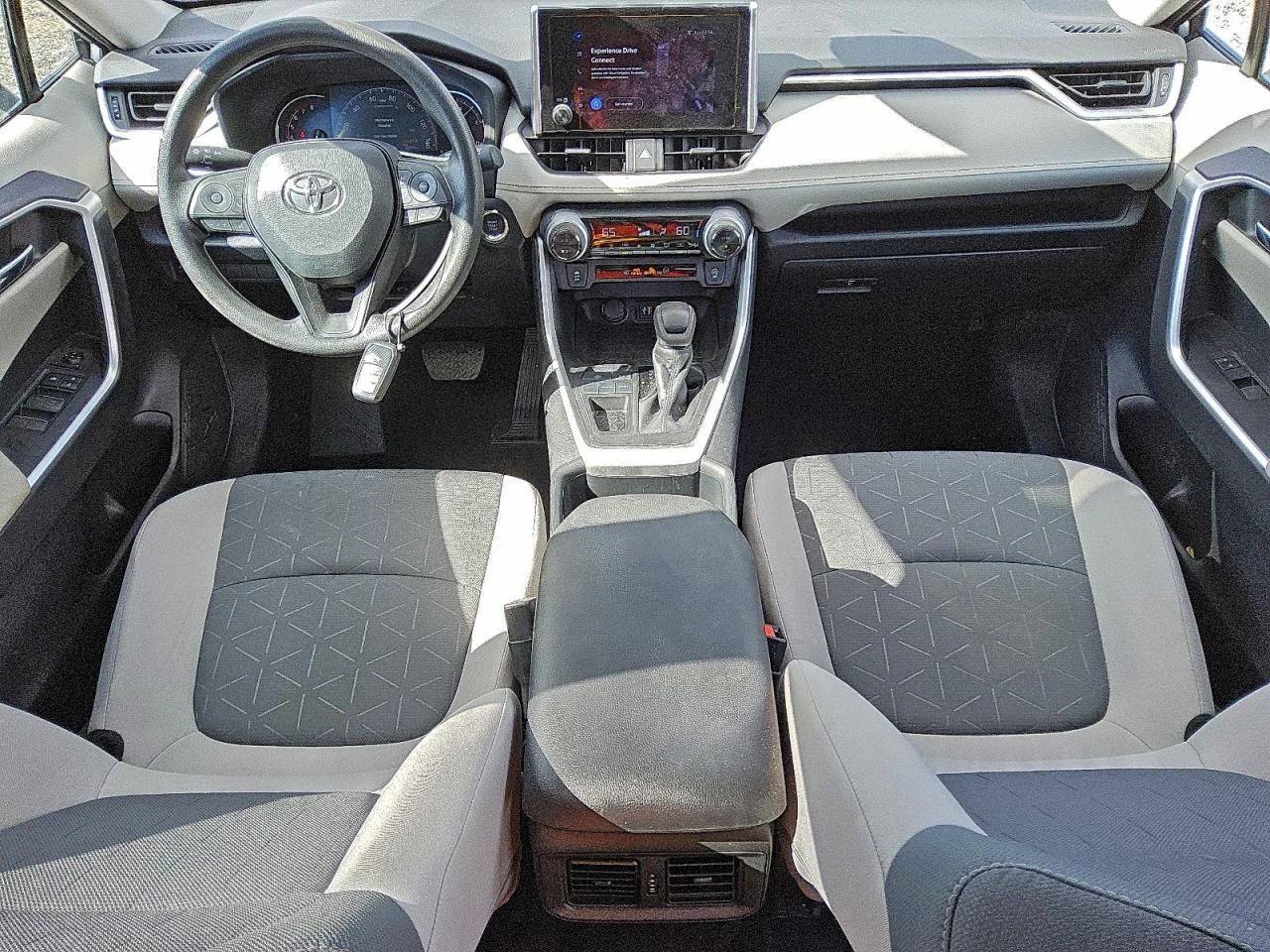 Toyota Rav4 37k km* XLE* Камера* м.Точка* High Beam* БЕЗ УДАР* - изображение 7