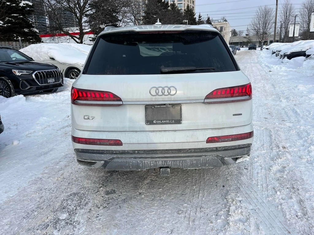 Audi Q7 * Komfort * CARFAX* 2 КЛЮЧА * ПОДГРЕВИ - изображение 4