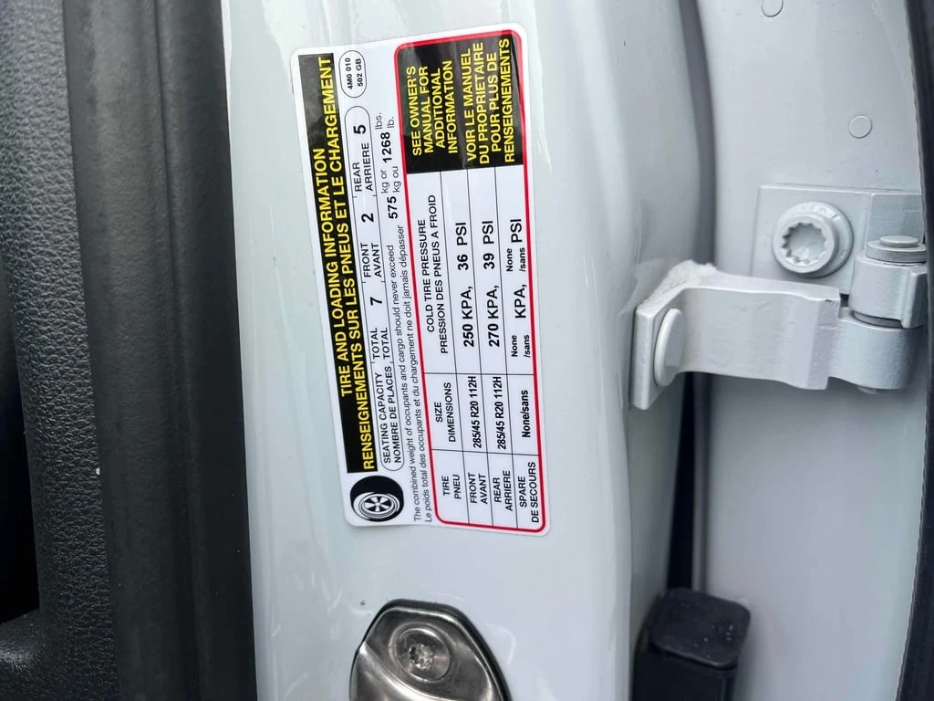 Audi Q7 * Komfort * CARFAX* 2 КЛЮЧА * ПОДГРЕВИ - изображение 10