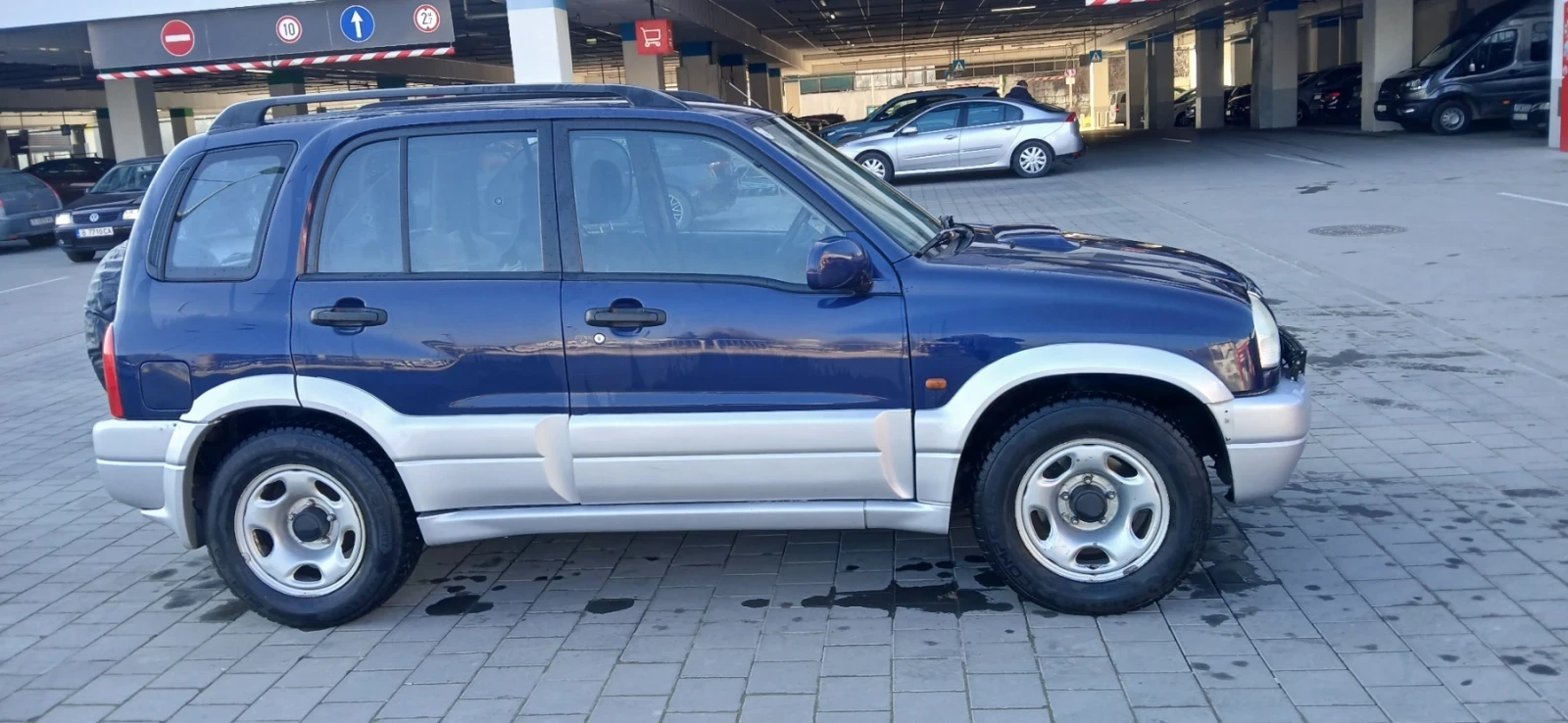 Suzuki Grand vitara 2.0 hdi, снимка 6 - Автомобили и джипове - 53819572