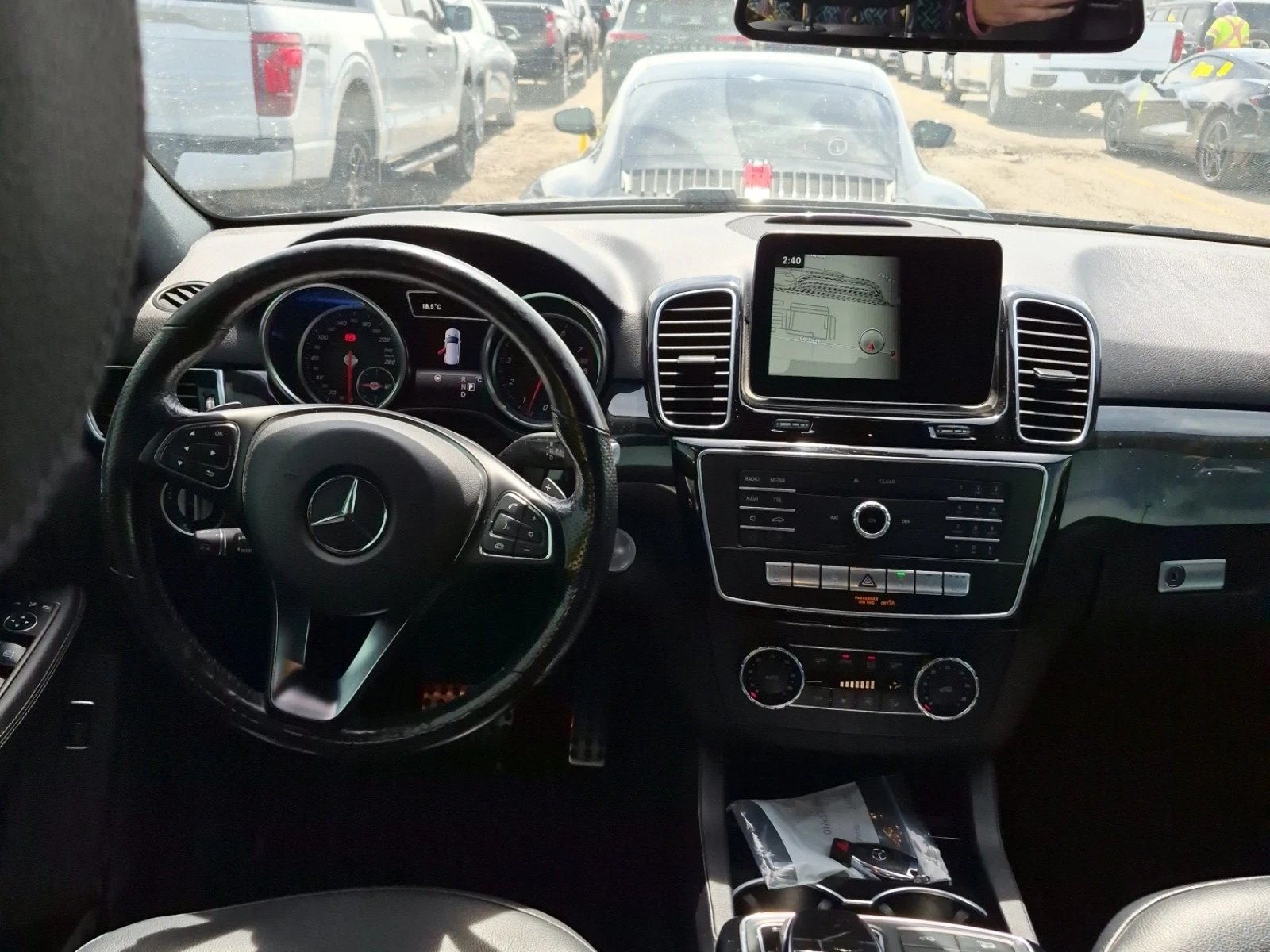 Mercedes-Benz GLE 400 AMG * * CARFAX * * АВТО КРЕДИТ * * , снимка 7 - Автомобили и джипове - 54623220