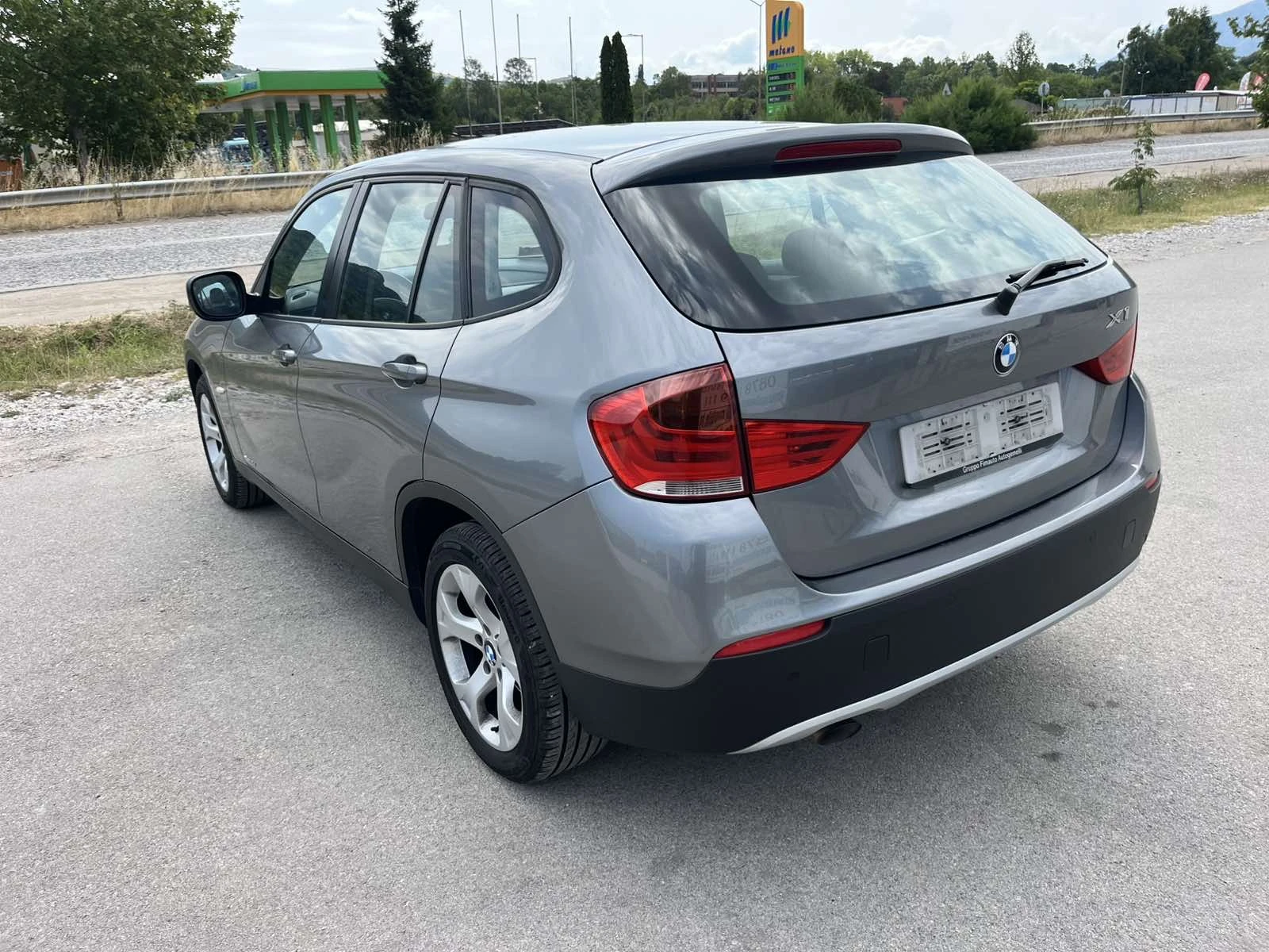 BMW X1 2.0d 143кс X DRIVE 6 СКОРОСТИ  КЛИМАТРОНИК ВНОС ИТ, снимка 5 - Автомобили и джипове - 55614494