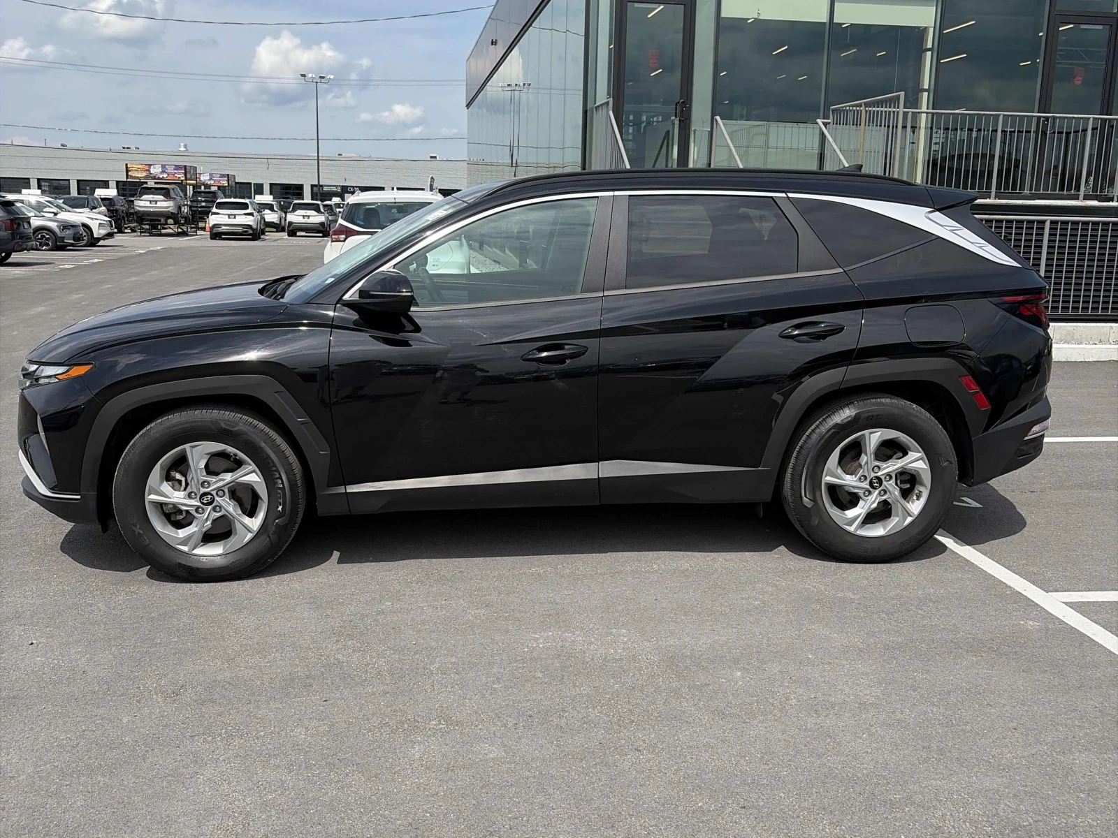 Hyundai Tucson, снимка 2 - Автомобили и джипове - 55690071