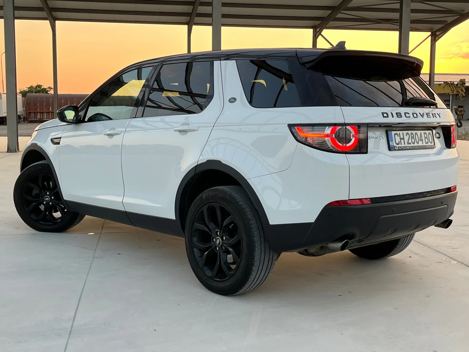 Land Rover Discovery Sport HSE LUXURY 2.0 /NAVI/КОЖА, снимка 5 - Автомобили и джипове - 55735897