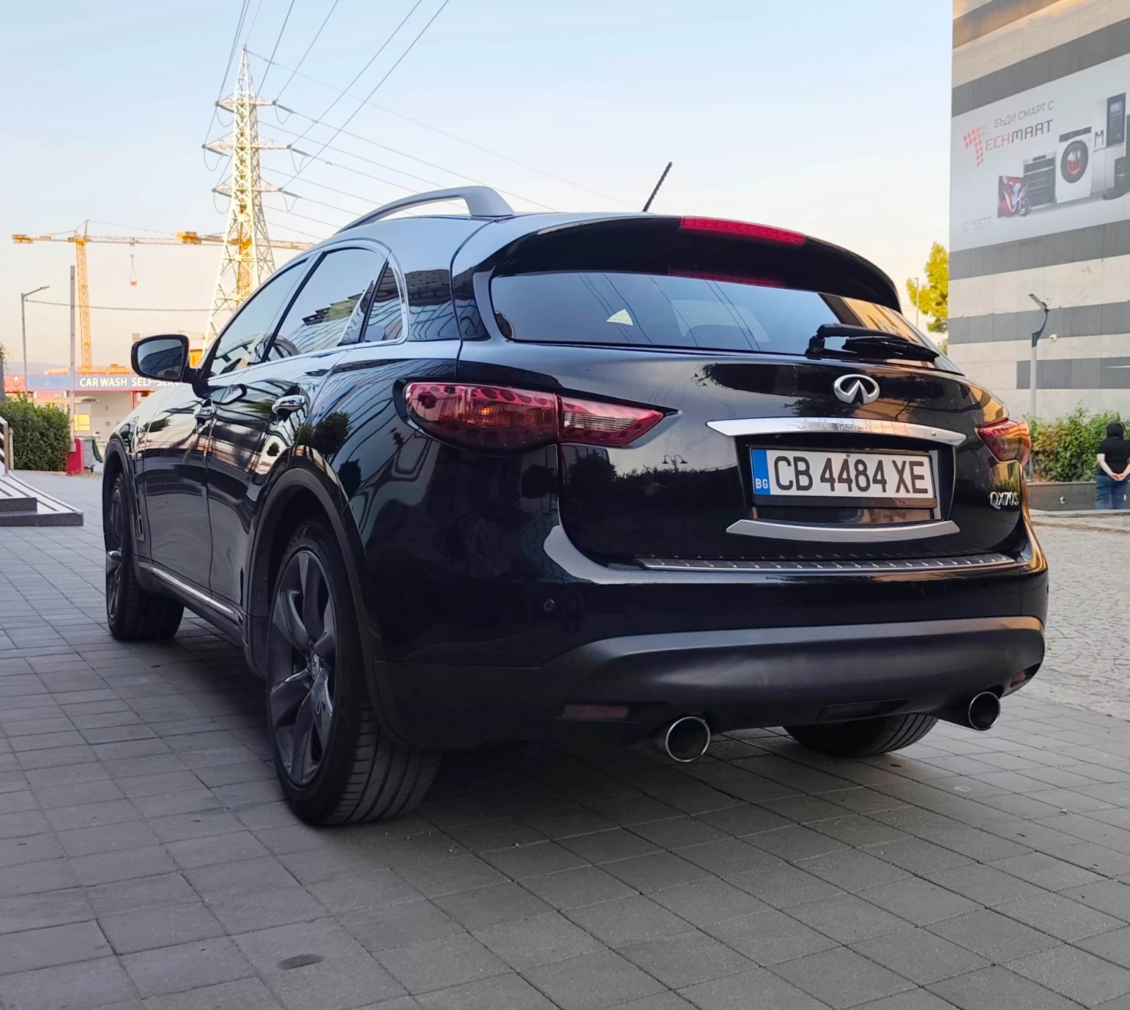 Infiniti QX70 + 2 комплект гуми и джанти, снимка 4 - Автомобили и джипове - 55809038