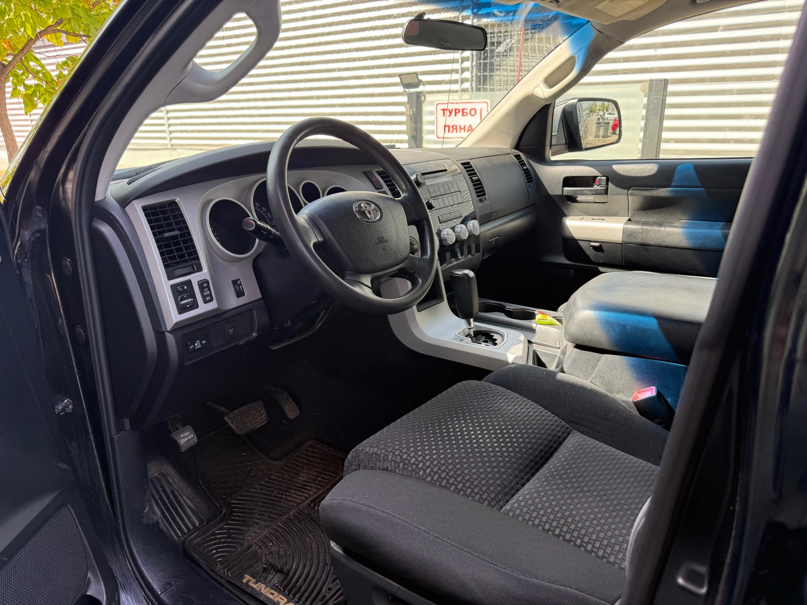 Toyota Tundra SR5* KARBON* 4x4* 4x2* L* * *  | Mobile.bg � ����������� 10