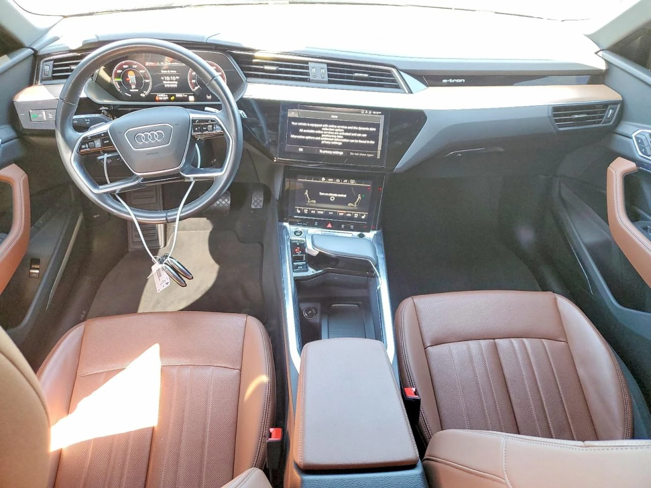 Audi Q8 E-Tron Premium Plus, снимка 8 - Автомобили и джипове - 55877218