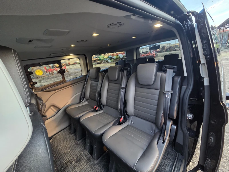 Ford Tourneo Custom, снимка 7 - Бусове и автобуси - 52726396