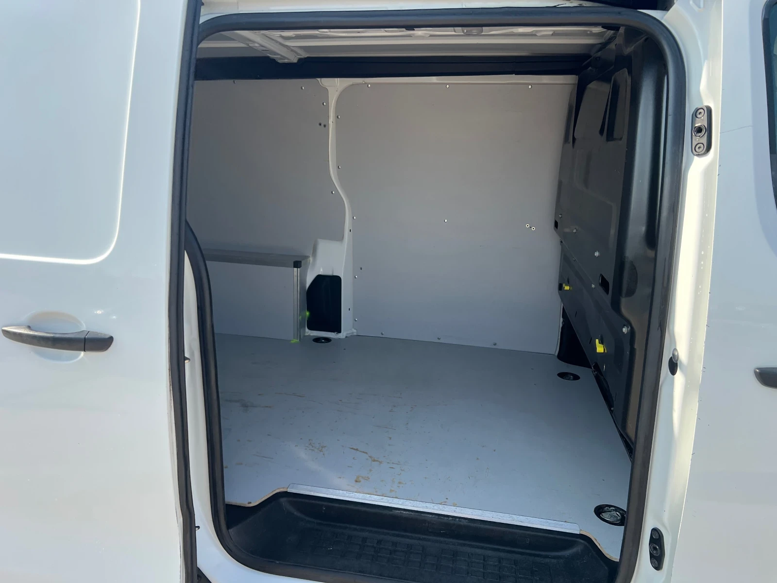 Peugeot Expert 1.6hdi-klima - изображение 9