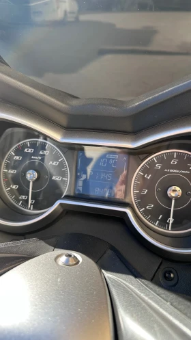 Yamaha X-max Leo Vince, снимка 3