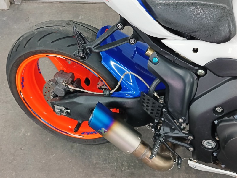 Honda Cbr 1000RR Street Fighter , снимка 6 - Мотоциклети и мототехника - 45526184