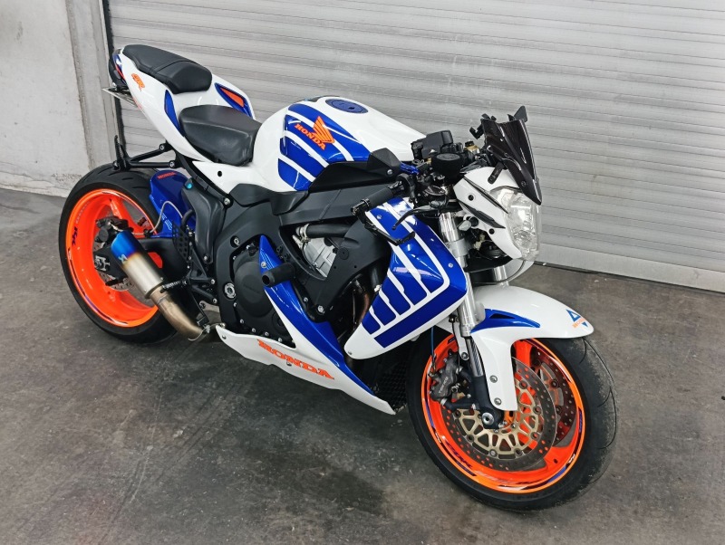 Honda Cbr 1000RR Street Fighter , снимка 1 - Мотоциклети и мототехника - 45526184