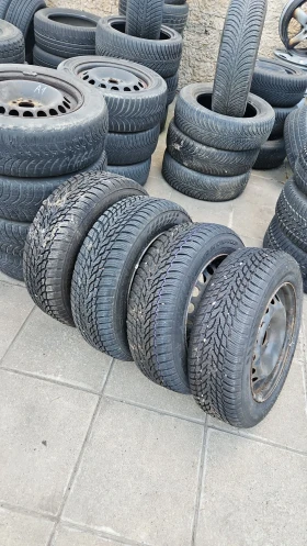 Гуми с джанти Nokian 185/65R15, снимка 1 - Гуми и джанти - 47969257