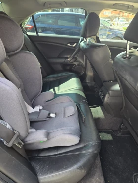 Honda Accord 2.4 с газ, снимка 9