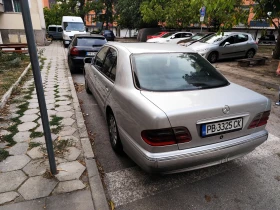 Mercedes-Benz E 220 CDI, снимка 5