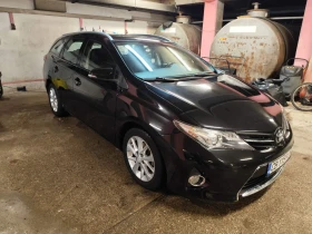 Обява за продажба на Toyota Auris Toyota Auris 1.4 D4D face lift ~13 000 лв. - изображение 1