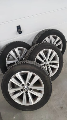 VW Touran - 8300 € / 16233.39 лв. - 39200854 17