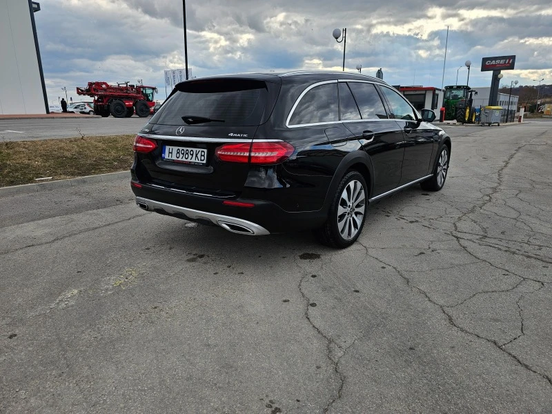 Mercedes-Benz E 220 All-Terrain* 4Matic, снимка 4 - Автомобили и джипове - 42058290