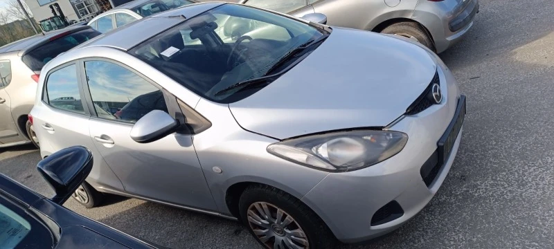 Mazda 2 1.4 HDi, снимка 2 - Автомобили и джипове - 45616628