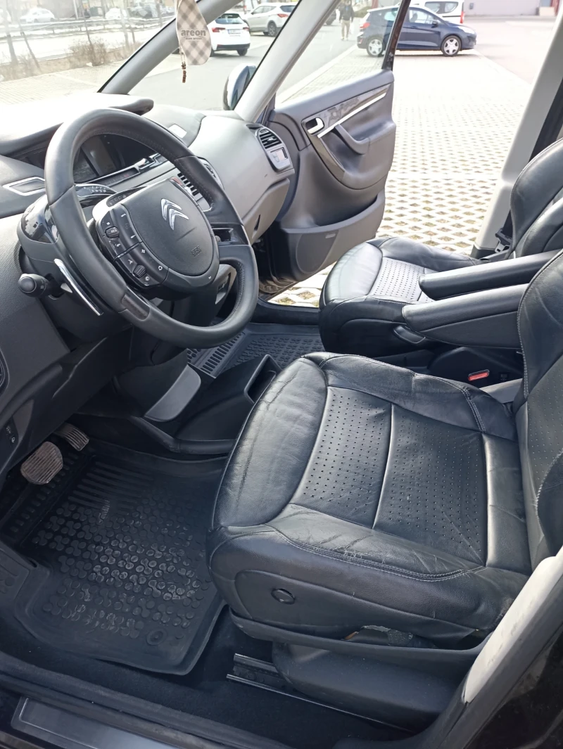 Citroen Grand C4 Picasso 2.0 HDI. 165 КС., снимка 17 - Автомобили и джипове - 47000388