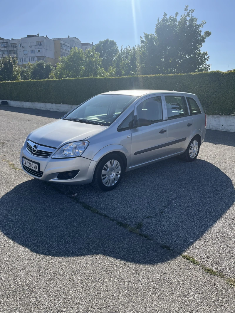 Opel Zafira 1.8i, снимка 8 - Автомобили и джипове - 47331832