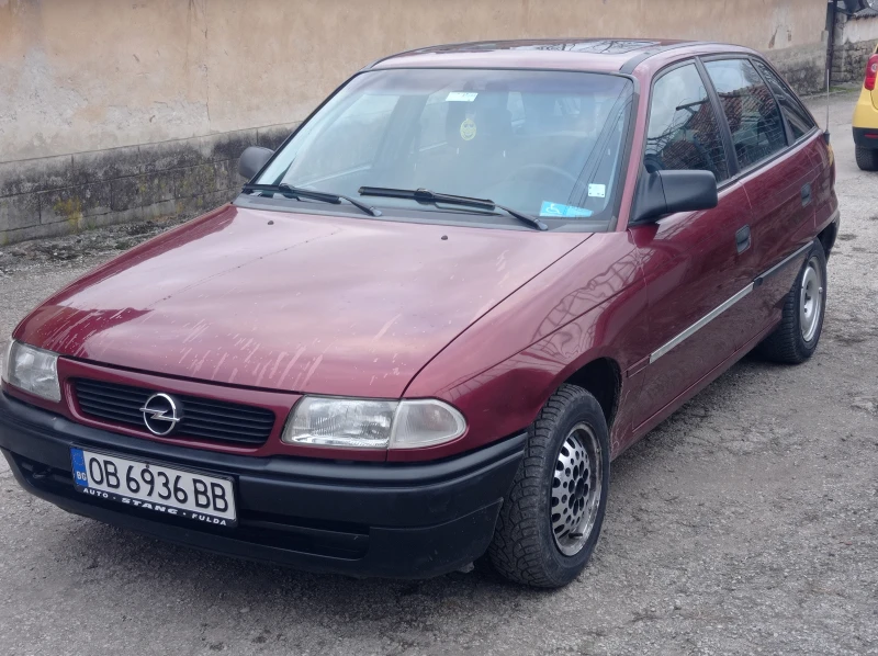 Opel Astra 1.6/75 моно, снимка 14 - Автомобили и джипове - 47480046