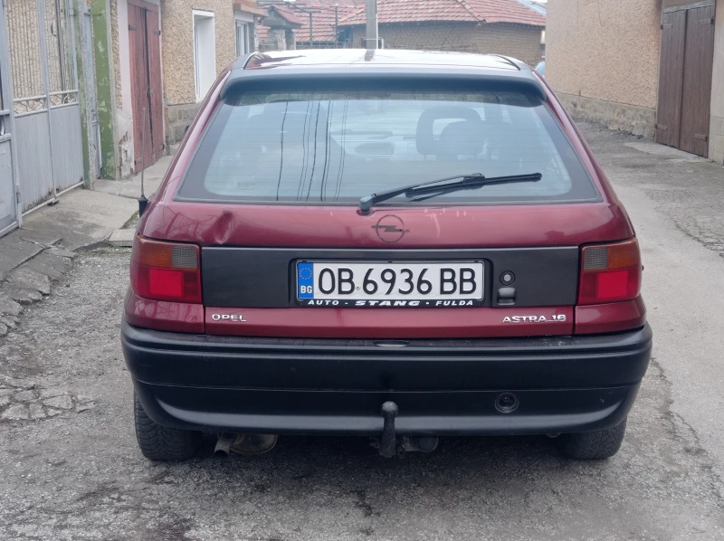 Opel Astra 1.6/75 моно, снимка 17 - Автомобили и джипове - 47480046