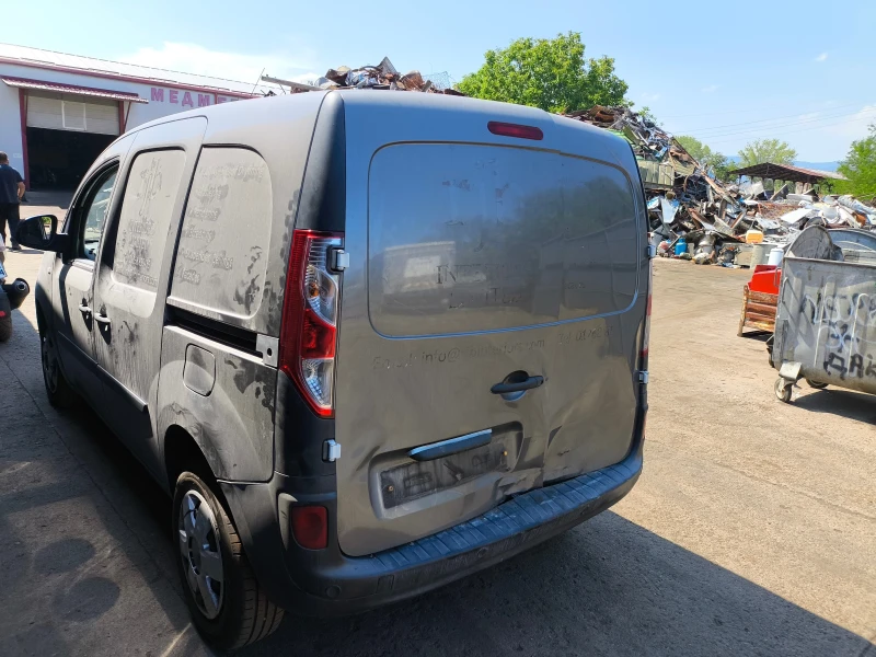 Renault Kangoo 1.5dci, снимка 4 - Автомобили и джипове - 51136677