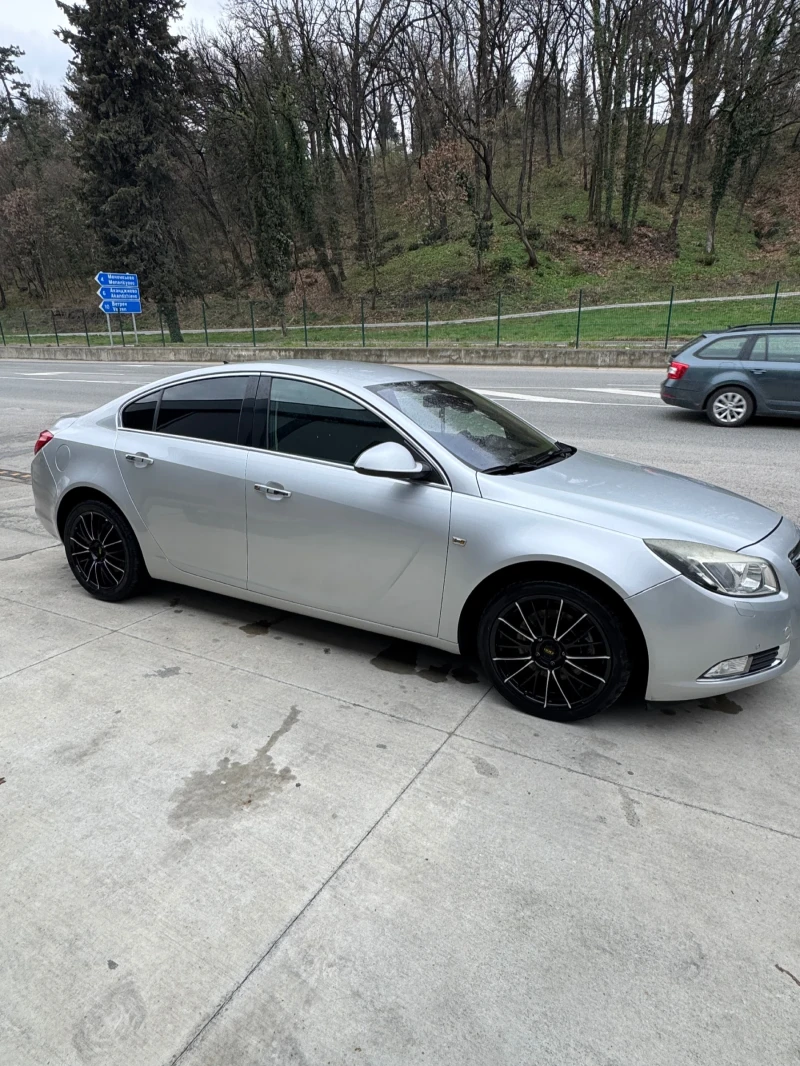 Opel Insignia, снимка 10 - Автомобили и джипове - 51844454