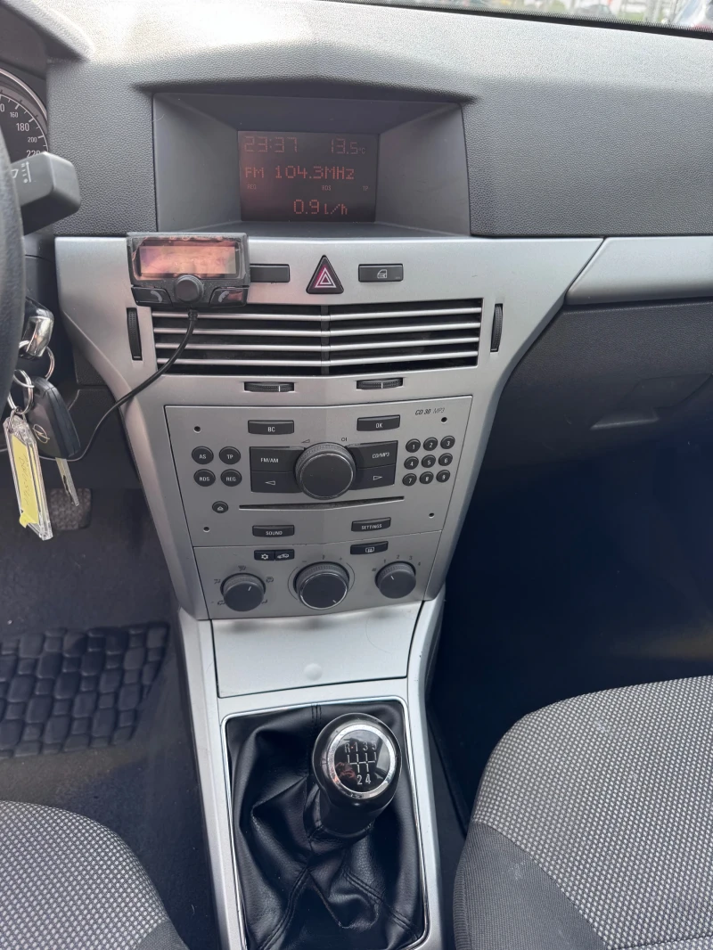 Opel Astra * 1.4 16v* , снимка 11 - Автомобили и джипове - 51882519