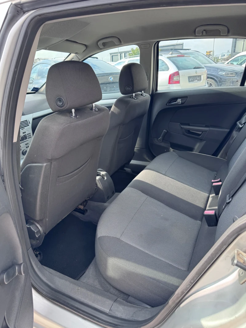 Opel Astra * 1.4 16v* , снимка 9 - Автомобили и джипове - 51882519