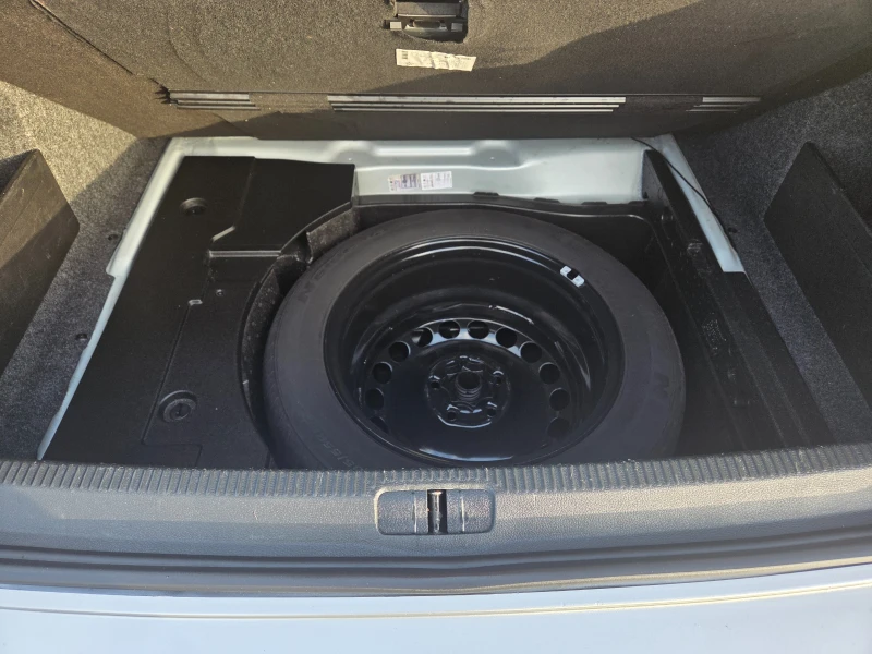 VW Passat TDI NAVI кожа FULL, снимка 15 - Автомобили и джипове - 53023871