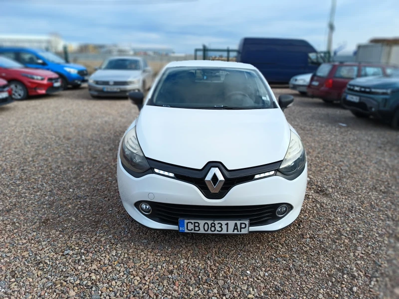Renault Clio IV, снимка 3 - Автомобили и джипове - 53107220