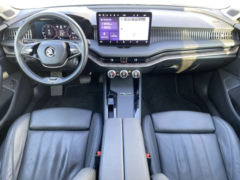 Skoda Superb 2.0TDI L&K 4x4 Гаранция/Head-up/360/Обдуване/Масаж, снимка 3 - Автомобили и джипове - 53306736