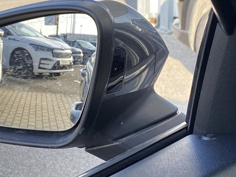 Skoda Superb 2.0TDI L&K 4x4 Гаранция/Head-up/360/Обдуване/Масаж, снимка 8 - Автомобили и джипове - 53306736