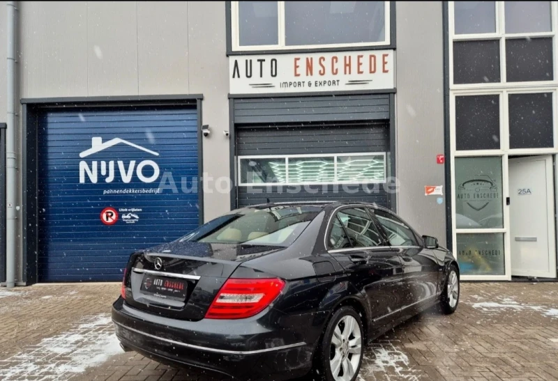 Mercedes-Benz C 180 156кс, 2012г, бензин, автоматик, фейслифт, Евро 5, снимка 3 - Автомобили и джипове - 53329590