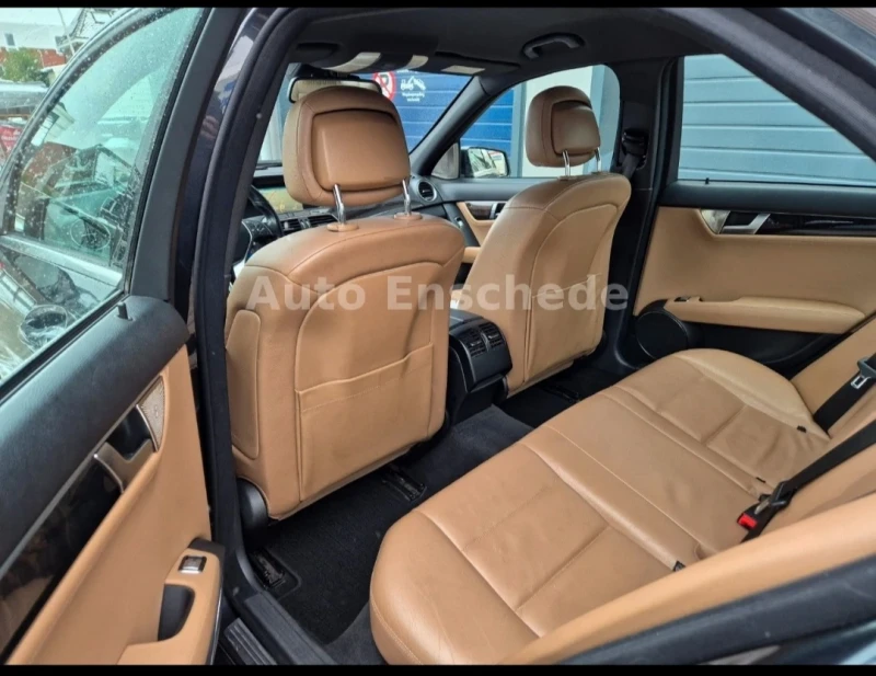 Mercedes-Benz C 180 156кс, 2012г, бензин, автоматик, фейслифт, Евро 5, снимка 9 - Автомобили и джипове - 53329590