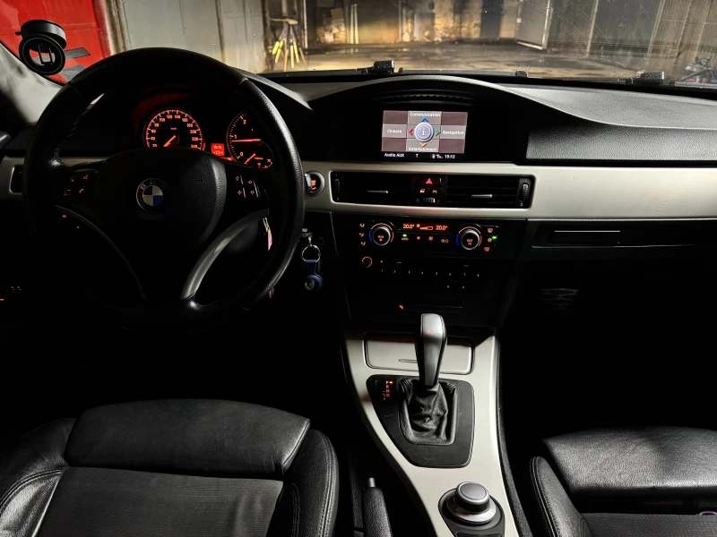 BMW 320, снимка 8 - Автомобили и джипове - 53434676