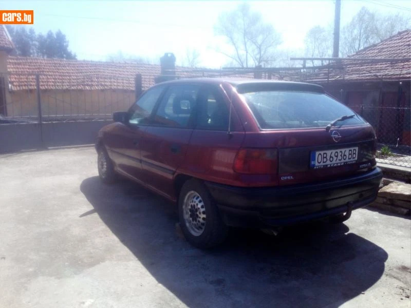 Opel Astra 1.6/75 моно, снимка 3 - Автомобили и джипове - 47480046