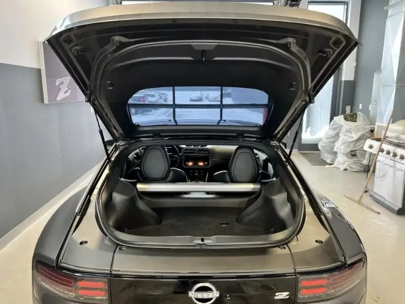 Nissan 370Z Z Sport, снимка 9 - Автомобили и джипове - 53941290