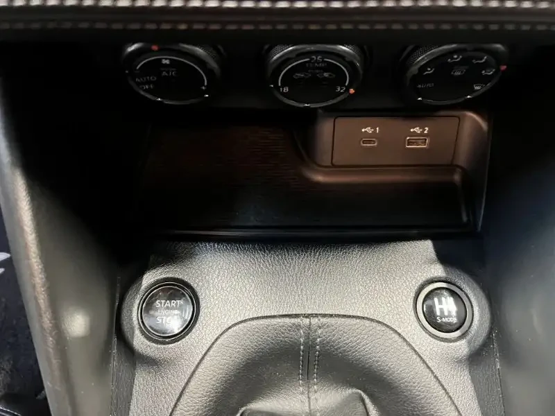 Nissan 370Z Z Sport, снимка 11 - Автомобили и джипове - 53941290