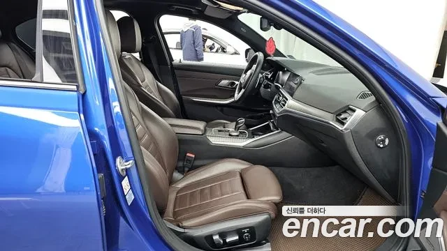 BMW 330 330e M Sport, снимка 7 - Автомобили и джипове - 54395548