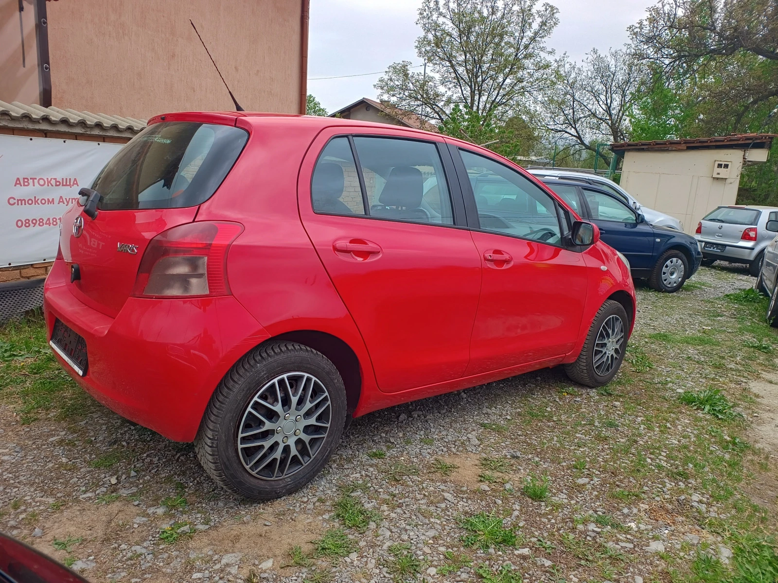 Toyota Yaris 1.0VVT-I/ 137000kм. - изображение 5