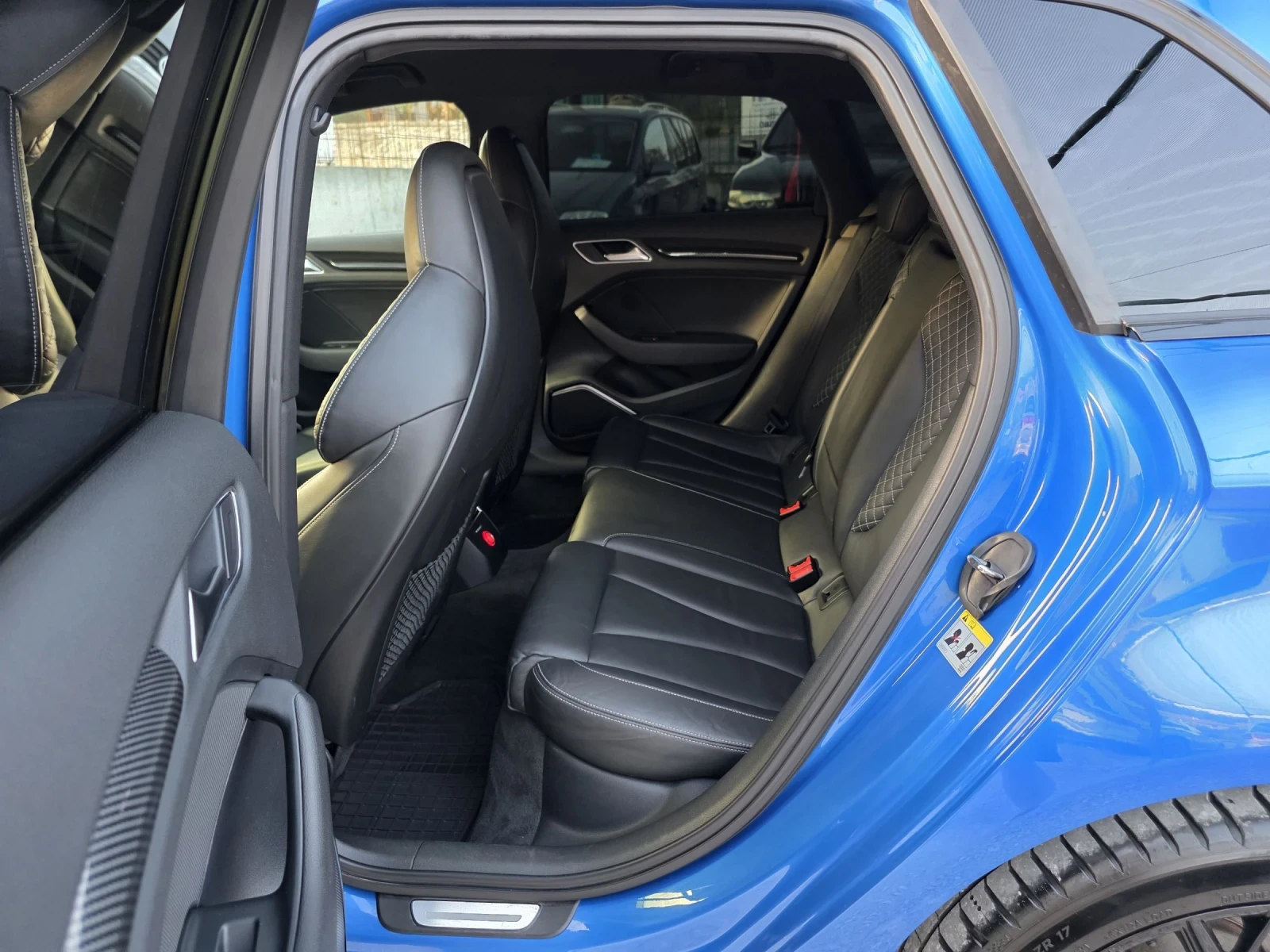 Audi A3 2.0 TDI 184 К.С. S-LINE x3 QUATTRO АВТОМАТ - изображение 10