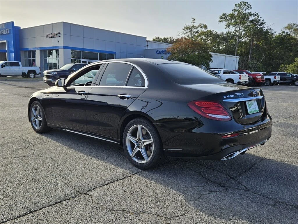 Mercedes-Benz E 400 4MATIC* Sport-Pkg* Burmester* Camera* BlackLeather - изображение 5
