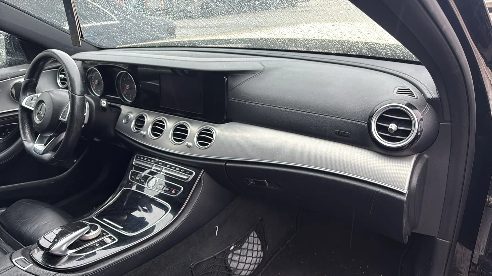 Mercedes-Benz E 220 * AMG Пакет*  - изображение 5