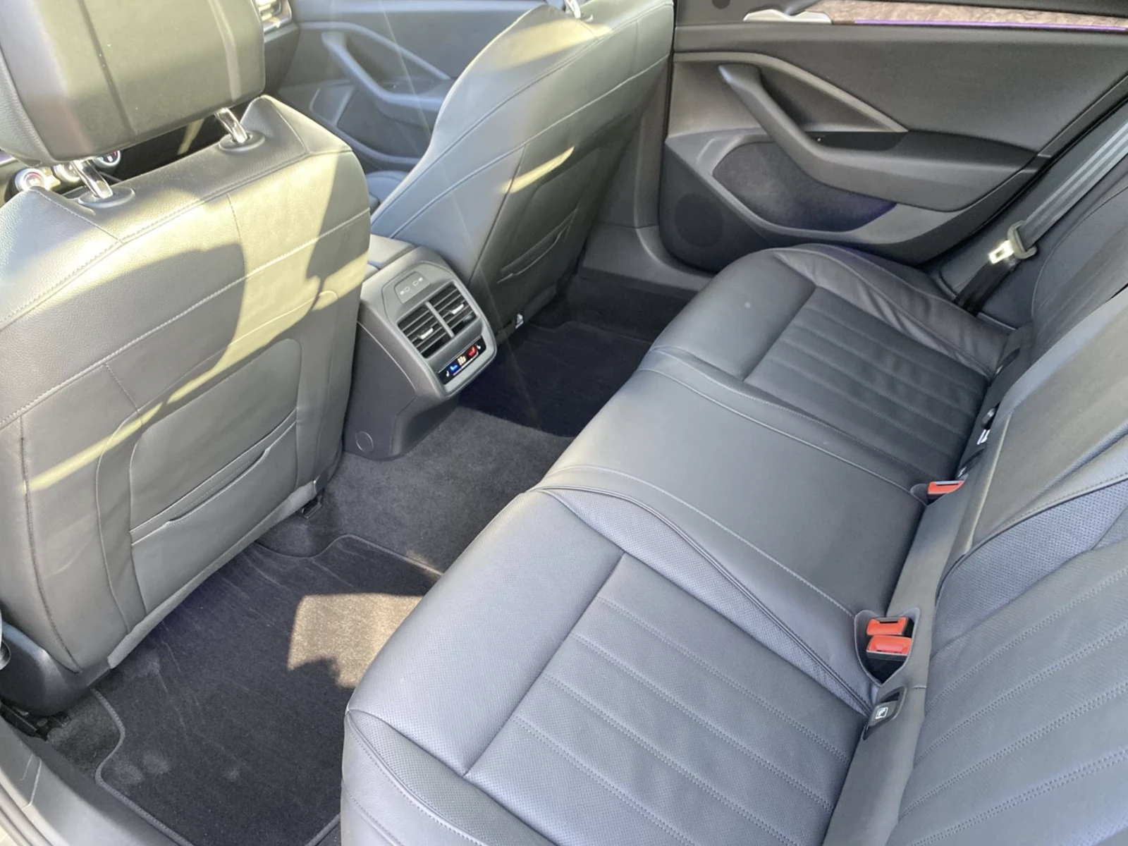 Skoda Superb 2.0TDI L&K 4x4 Гаранция/Head-up/360/Обдуване/Масаж - изображение 5