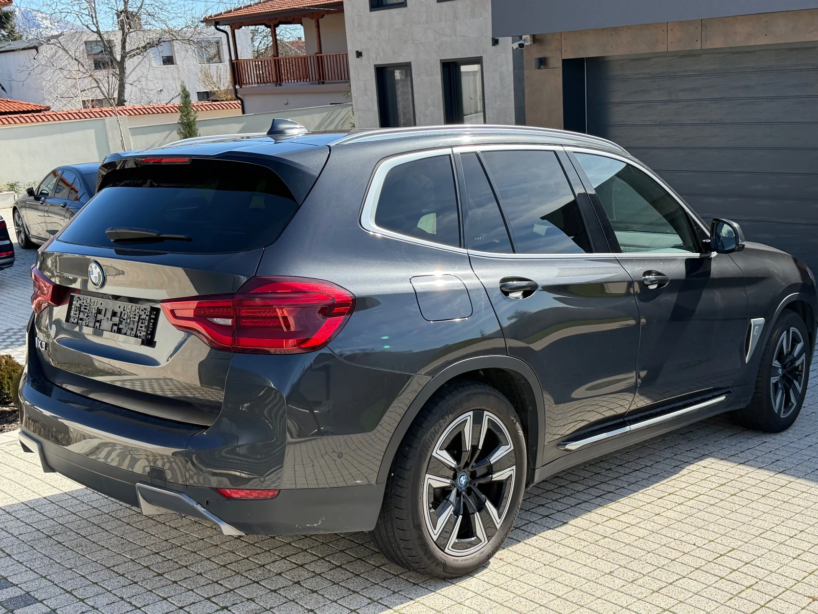 BMW iX3 ���� ���� | Mobile.bg � ����������� 3