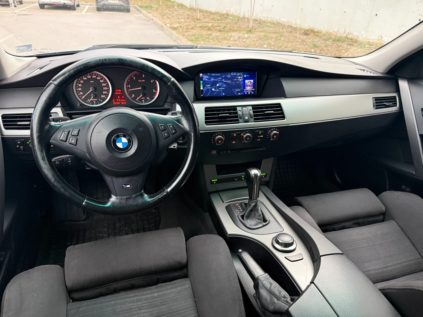 BMW 530 231кс Задно, снимка 5 - Автомобили и джипове - 53731323