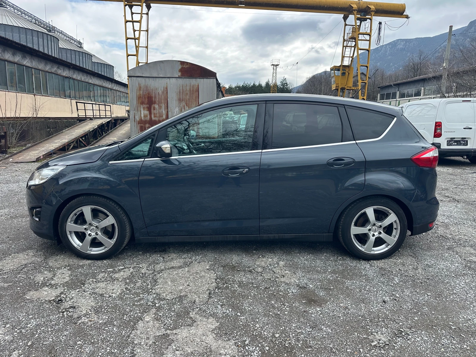 Ford C-max 2.0HDI Titanium Design Автоматик, снимка 4 - Автомобили и джипове - 54095128